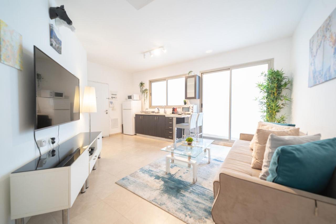 Ocean Executive Apartments - 5 Min From The Beach Тель-Авив Экстерьер фото